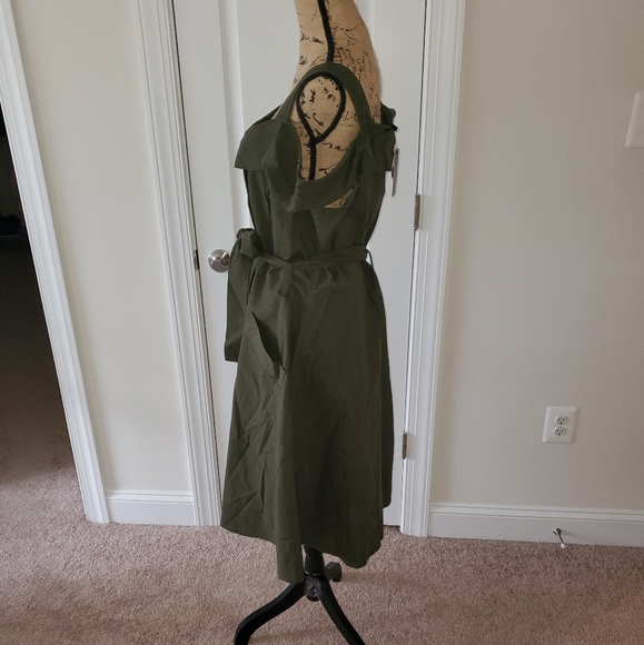 NWT City Chic off the Shoulder Dress - Picture 8 of 10